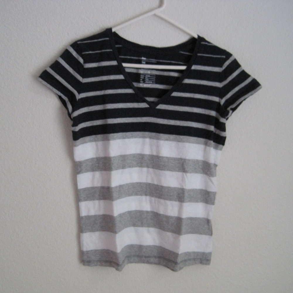 Gap Striped V Neck Shirt - Size Small